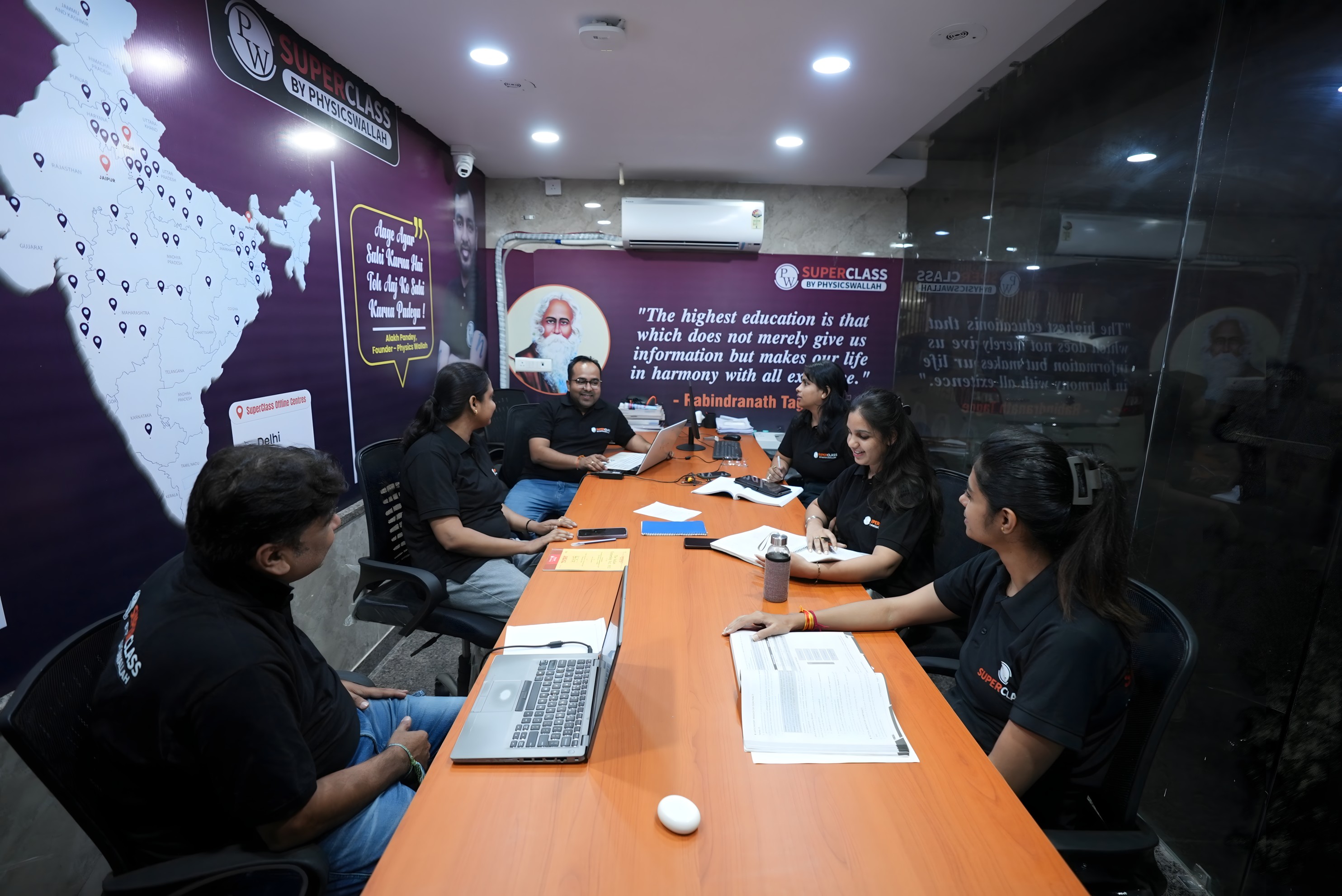 New Delhi Pitampura Superclass
