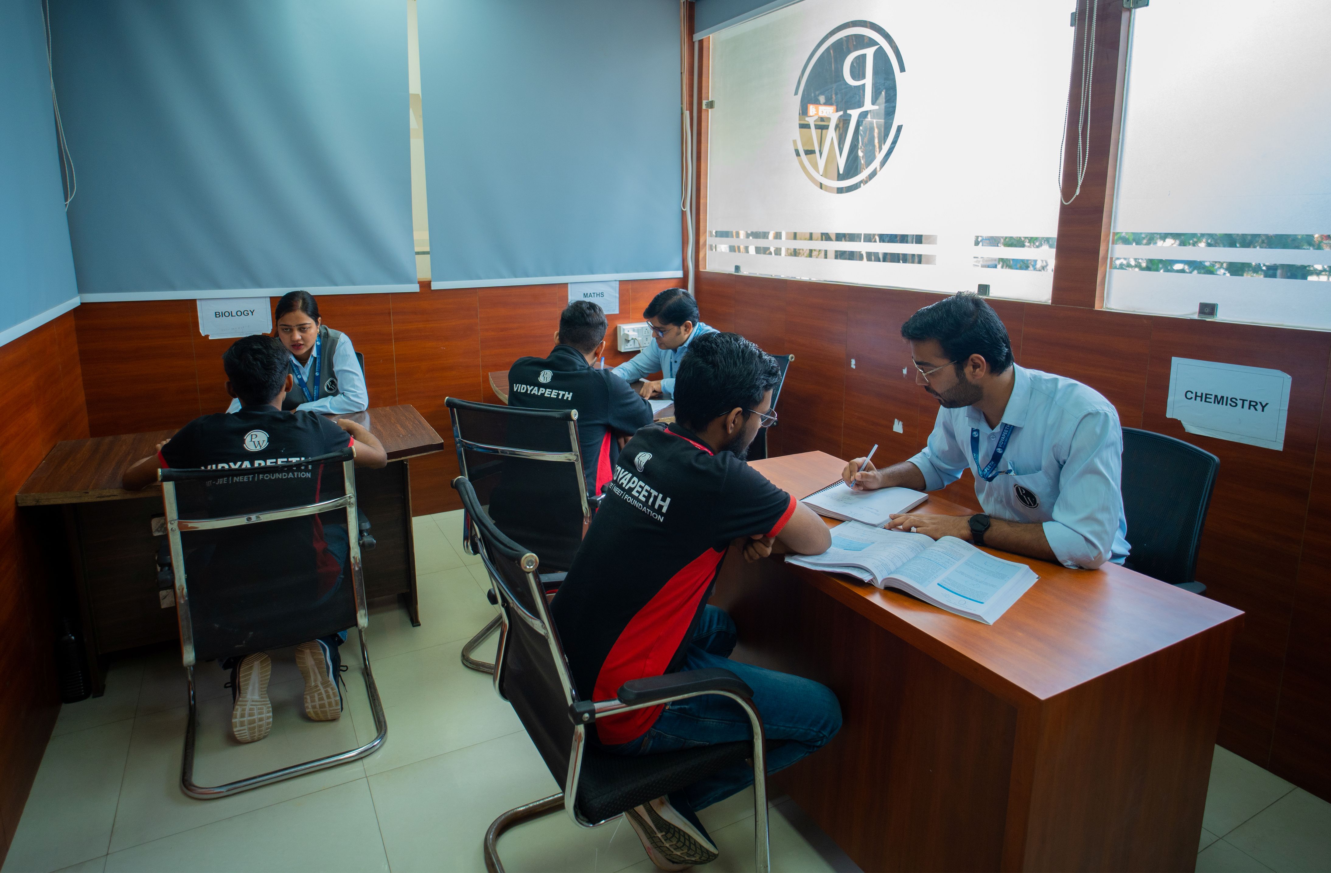 Lucknow - Alambagh Vidyapeeth