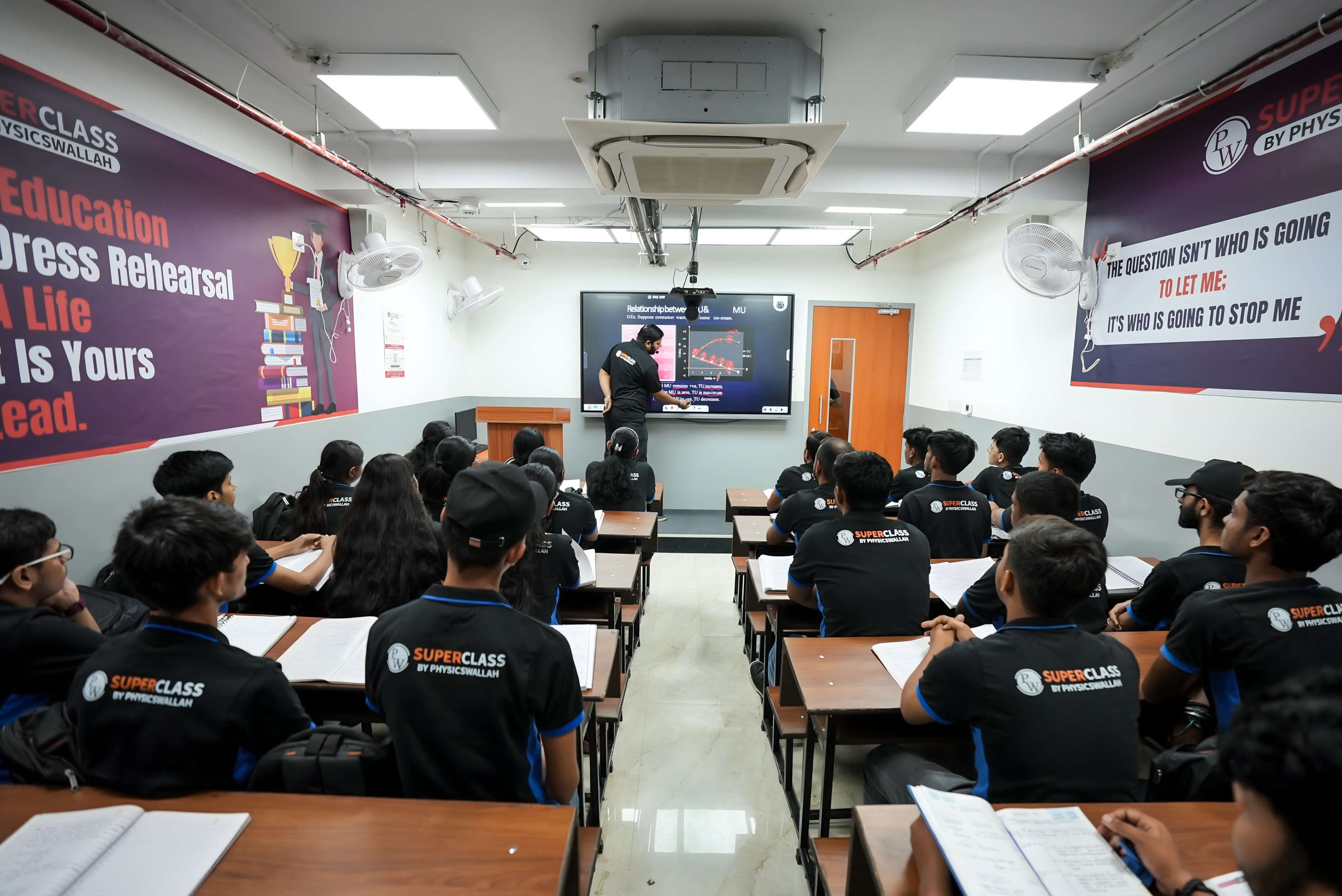 New Delhi Pitampura Superclass