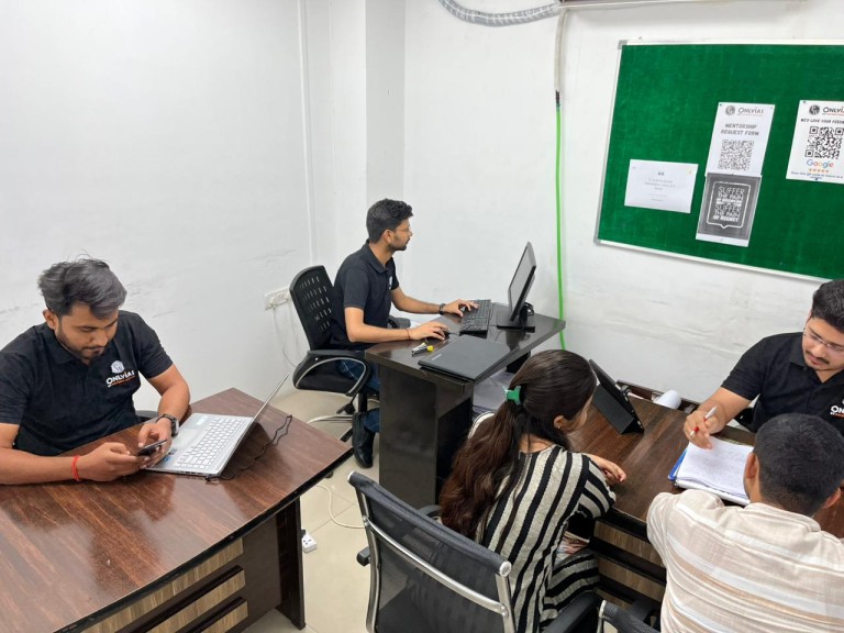 PWOnlyIAS Lucknow