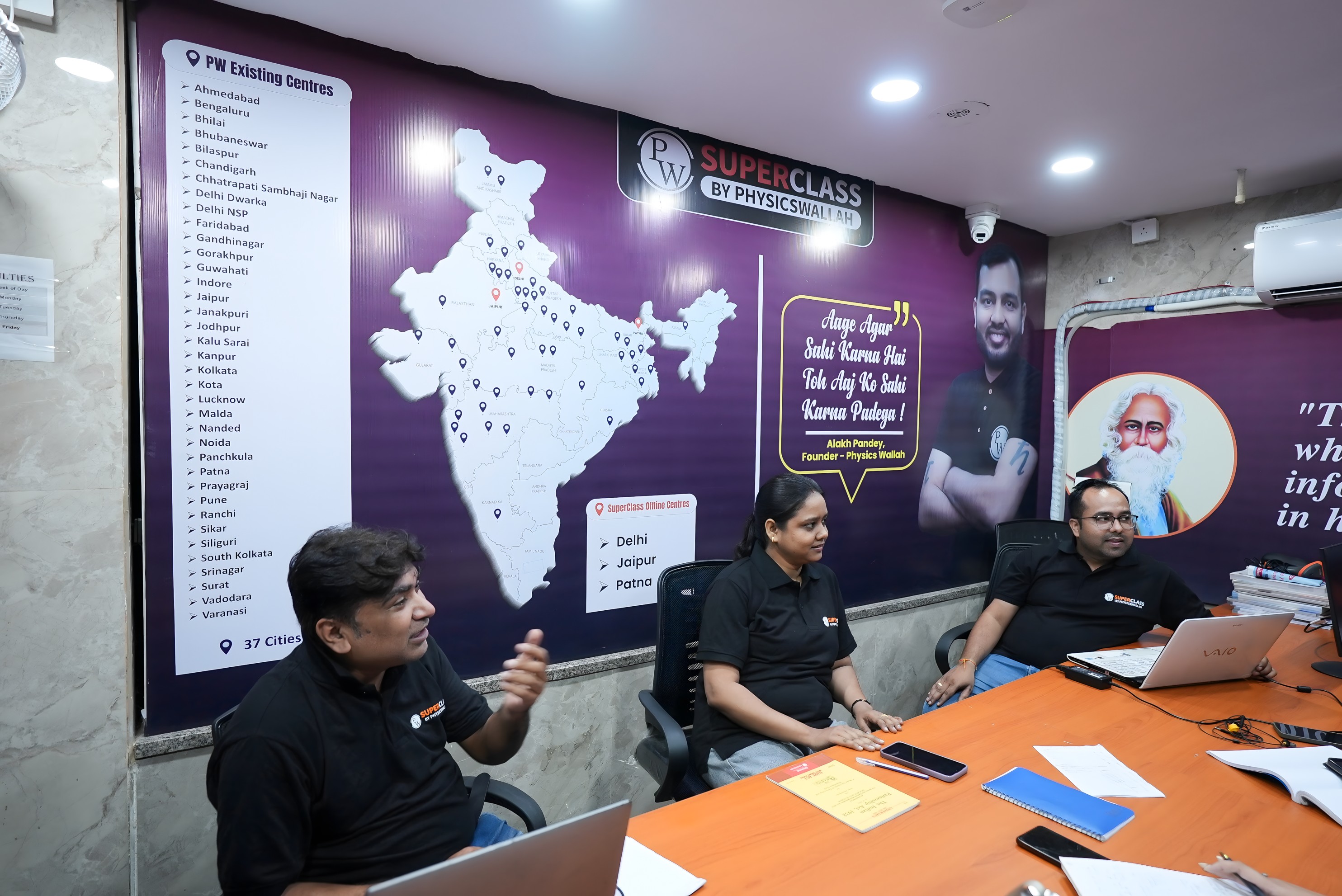 New Delhi Pitampura Superclass