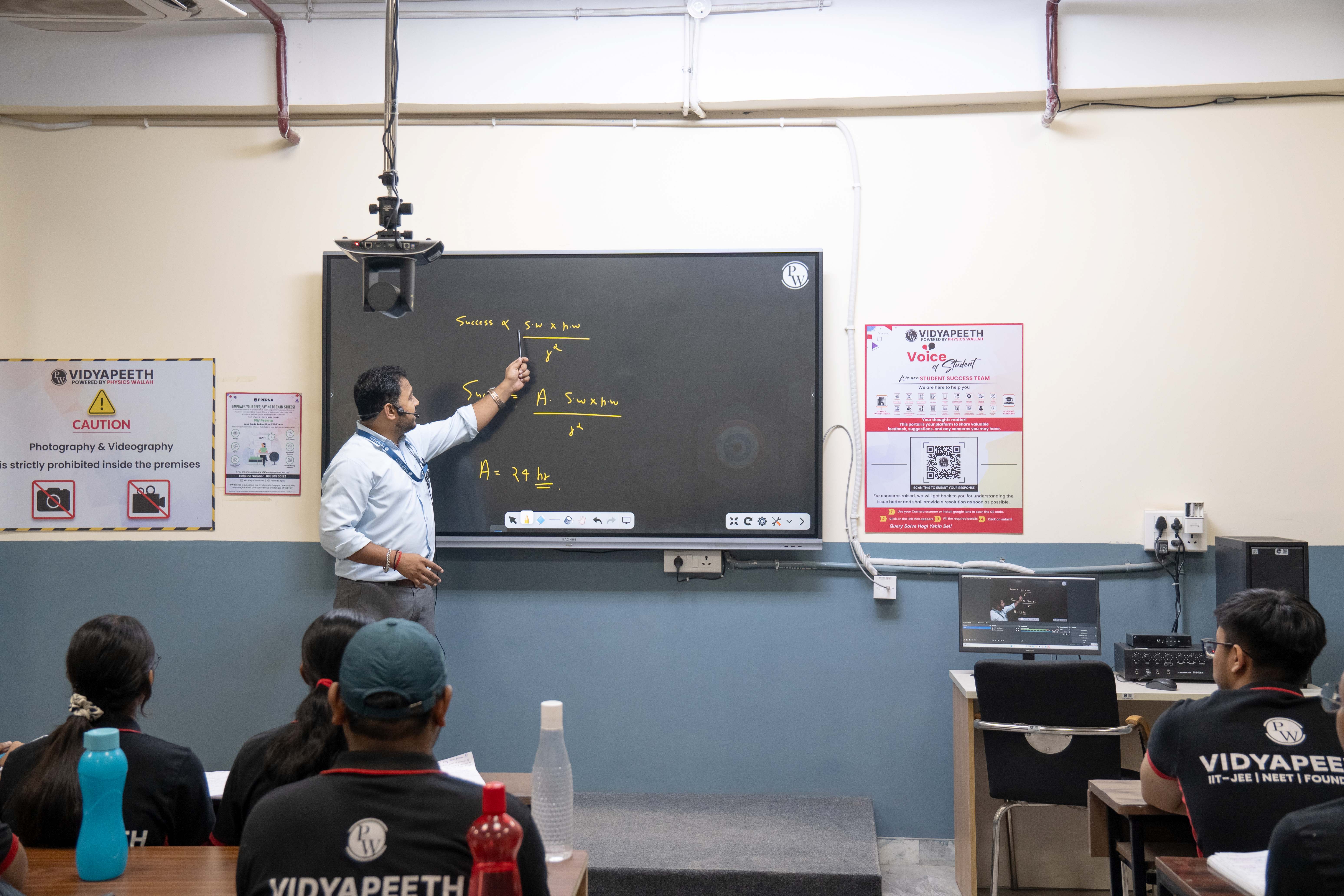 Delhi - Saket Vidyapeeth