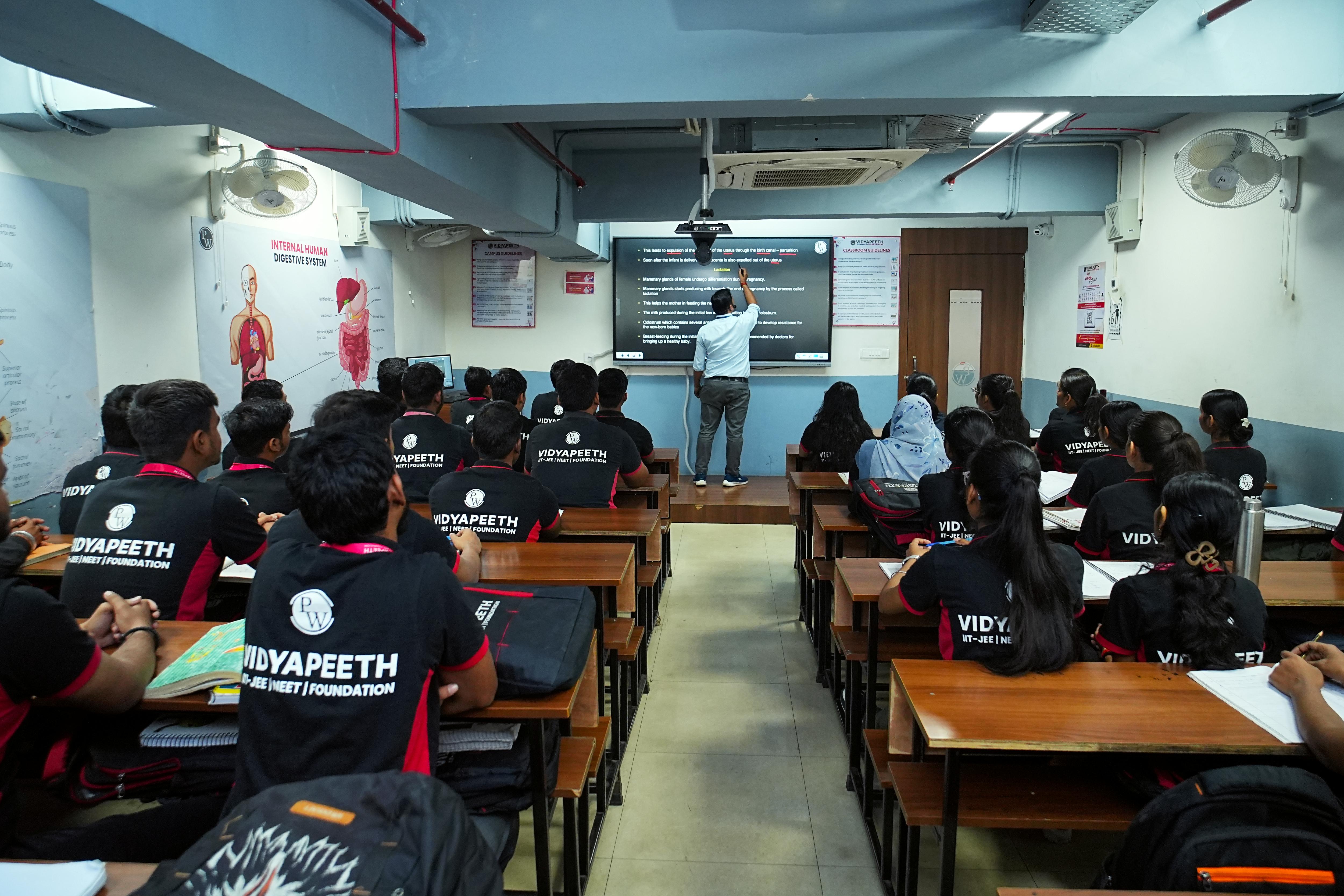Lucknow - Gomtinagar Vidyapeeth