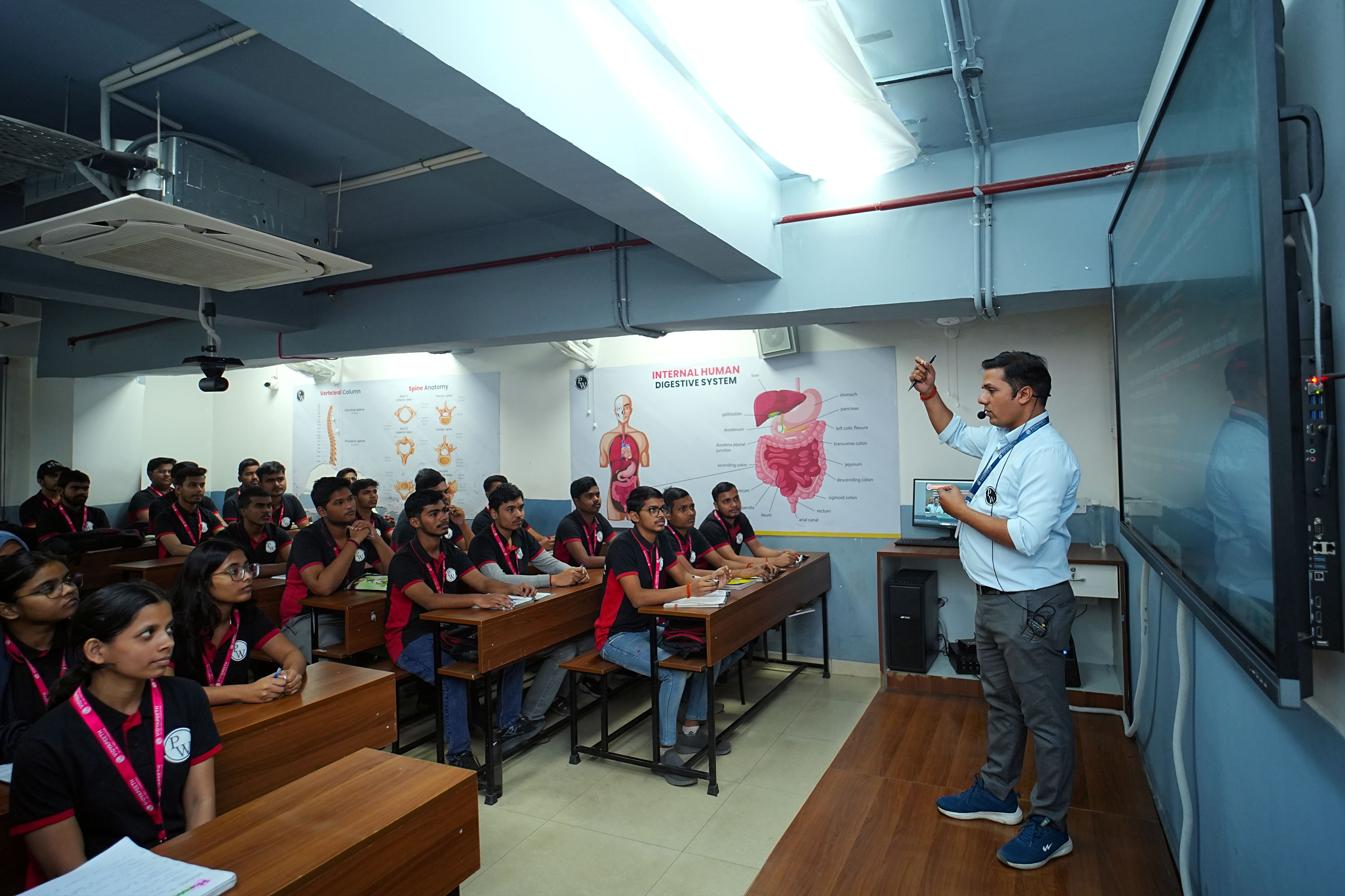 Lucknow - Gomtinagar Vidyapeeth