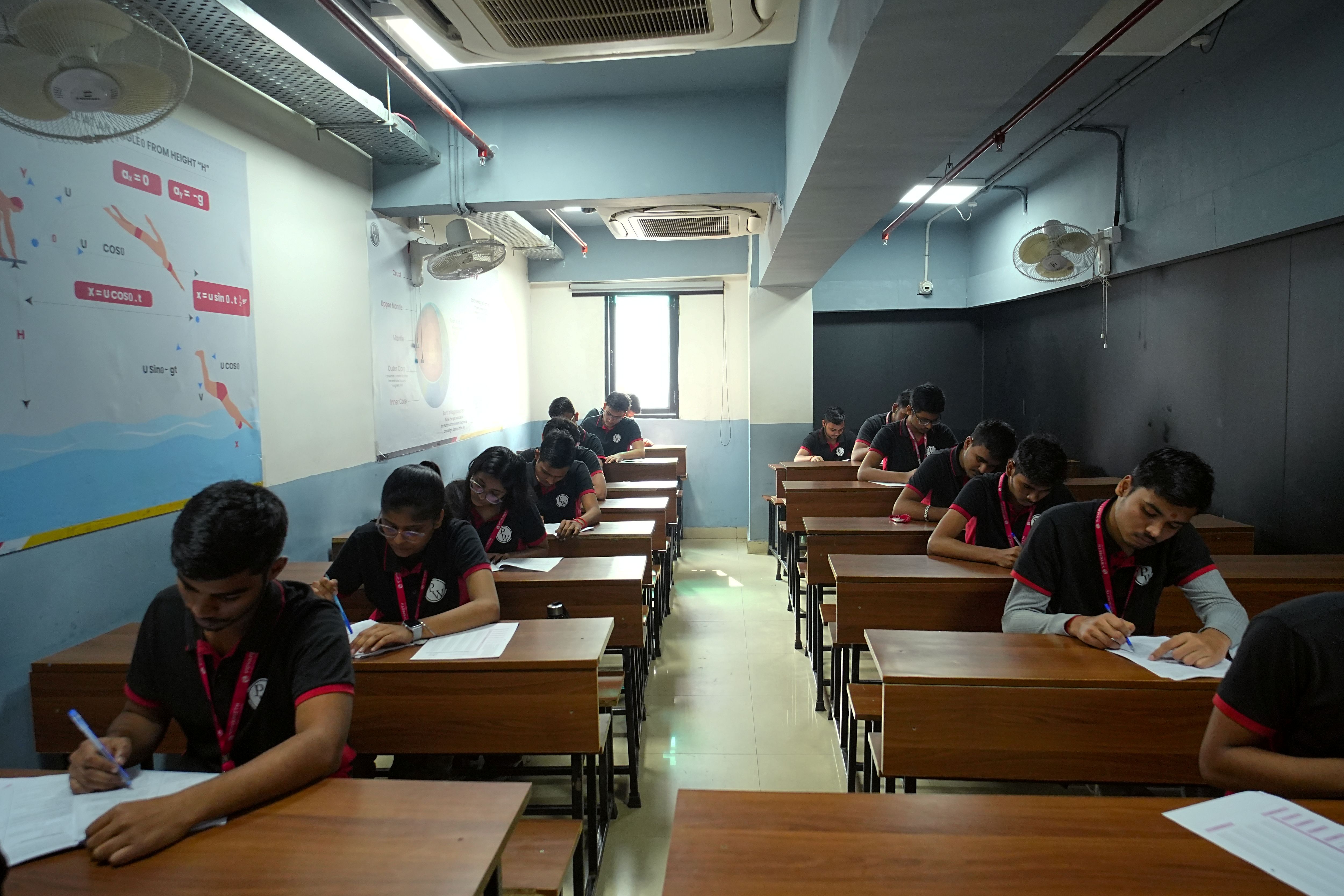 Lucknow - Gomtinagar Vidyapeeth